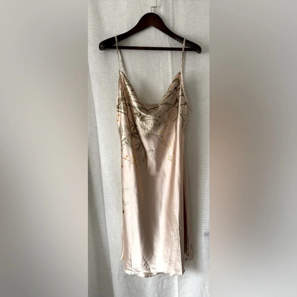 Satin Floral Peach Slip Dress Adjustable Straps Size Large - Picture 1 of 4